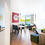 Promenadenvilla 03 02 Apartamento Lübeck