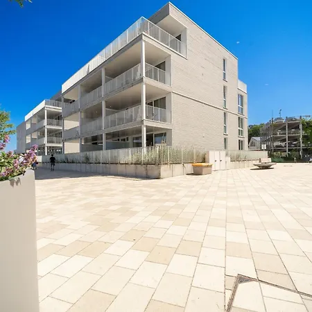 Promenadenvilla 03 02 *